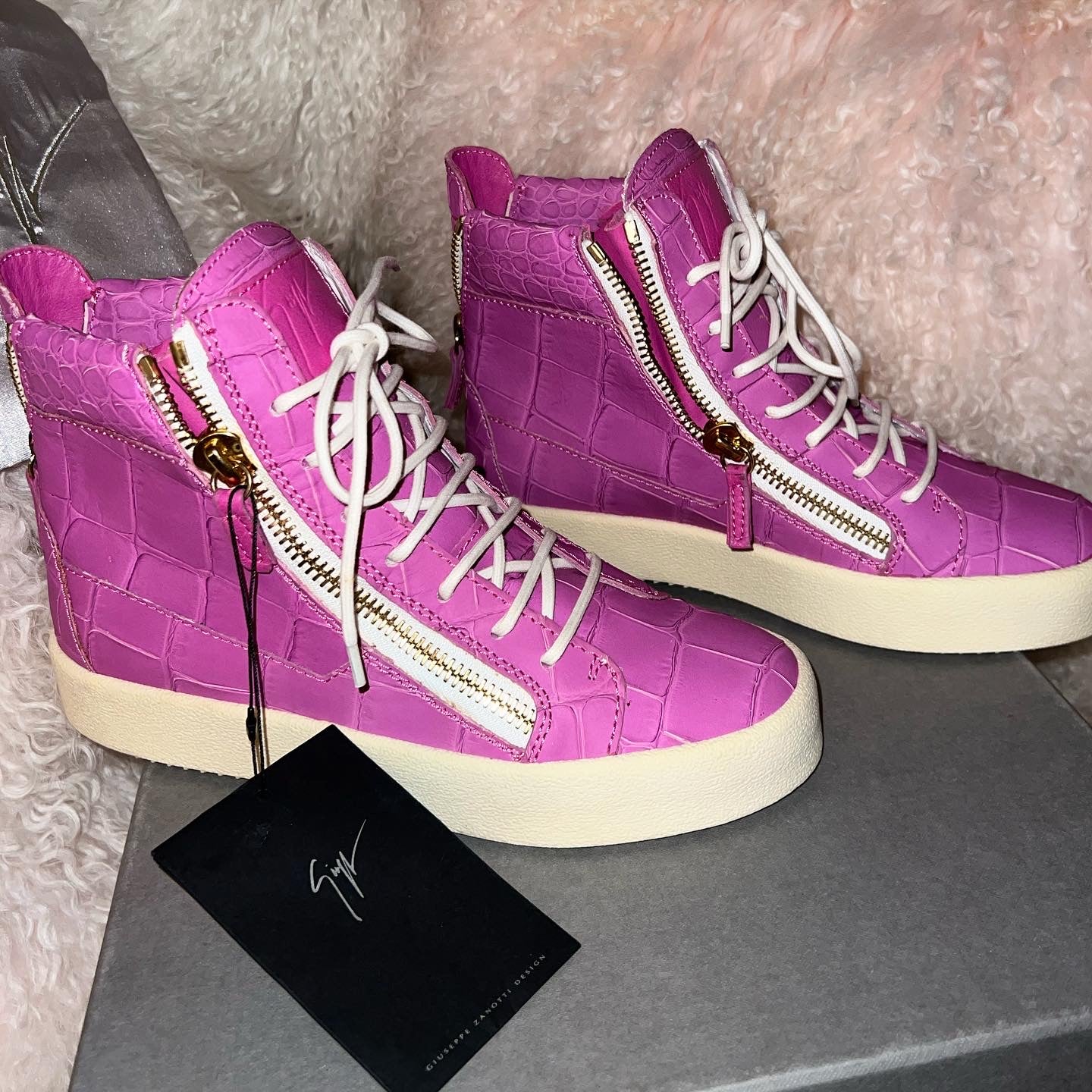 Giuseppe Zanotti crocodile,