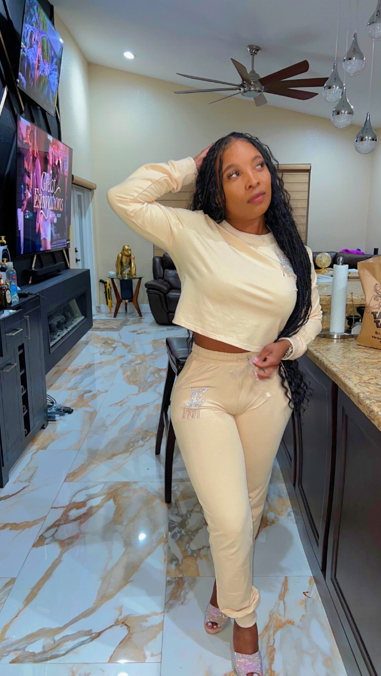 Label Glam LV (crop jogger set)