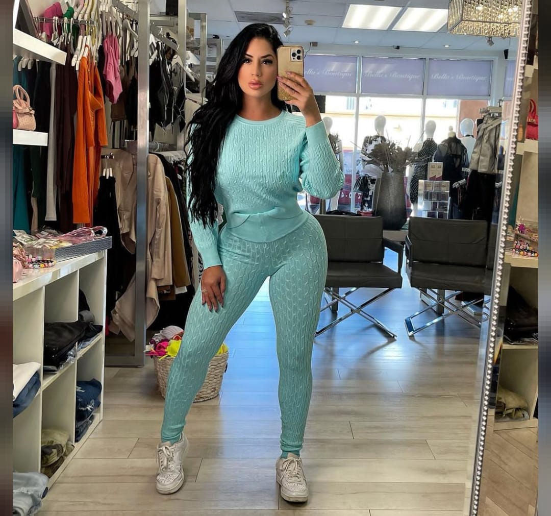 Snuggie Sweater set