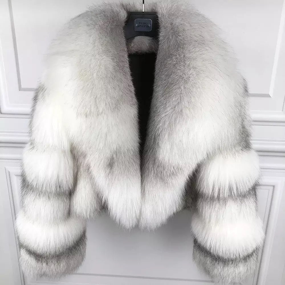 Cold Summer Fox Fur Bombmer